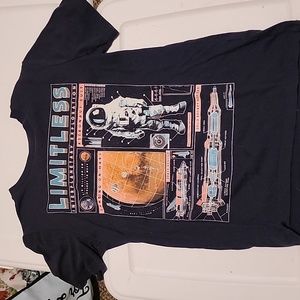 Childs OLD NAVY astronaut shirt size Large 10/12 unisex